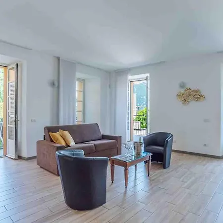 Hotel apartamentowy Maioliche Griante Cadenabbia