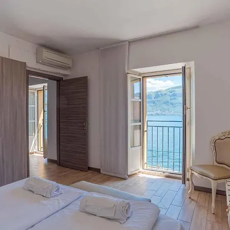 Hotel apartamentowy Maioliche Griante Cadenabbia