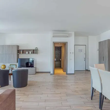 Hotel apartamentowy Maioliche Griante Cadenabbia