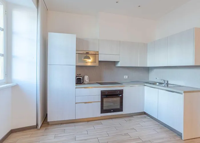 Aparthotel Maioliche Griante 4*